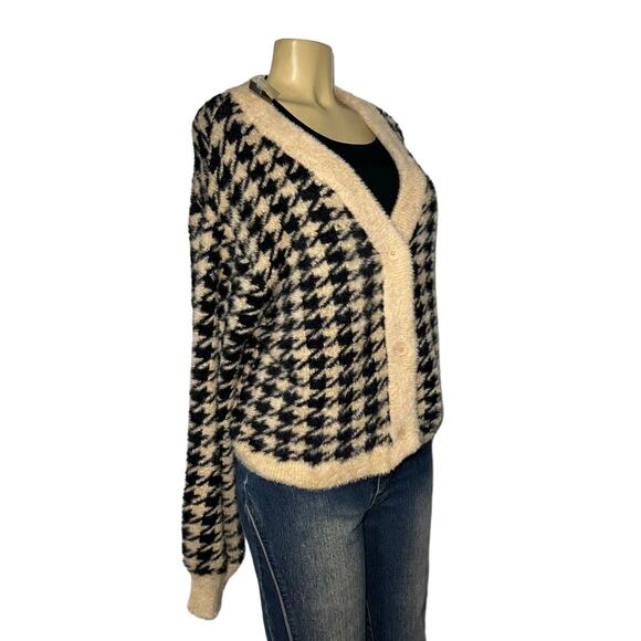 Ashley Stewart Cardigan 10 12 Black & Tan Houndstooth Cropped Mohair Extra Soft - Picture 1 of 13